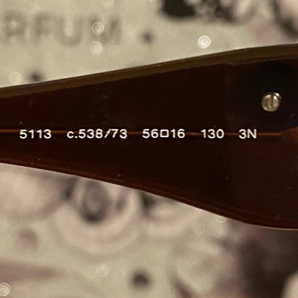 Chanel 5113 c.538/73 Sunglasses Transparent Brown with Black Camellia Flowers - Picture 4 of 16